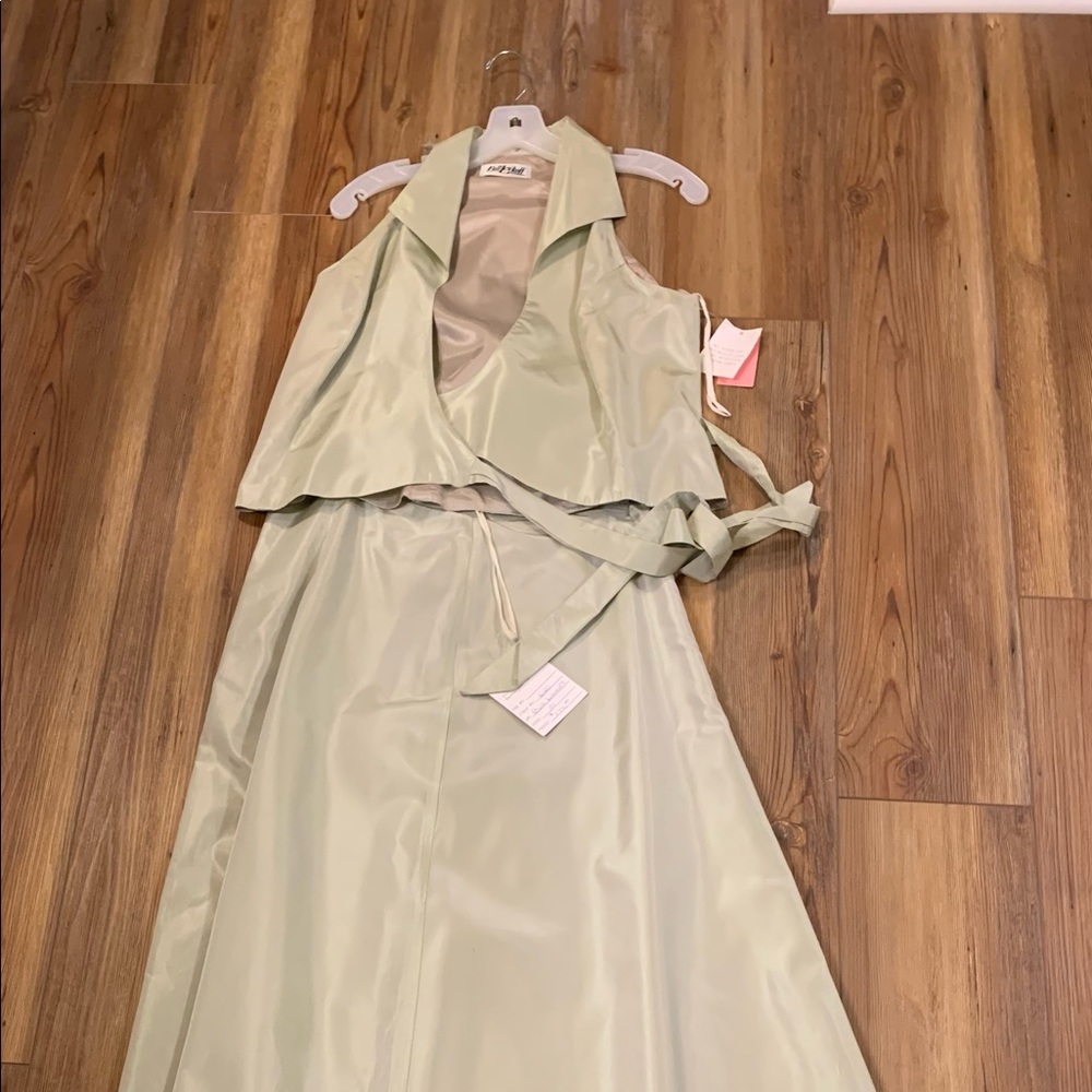Sage green Bill Levkoff two piece evening wear size 10